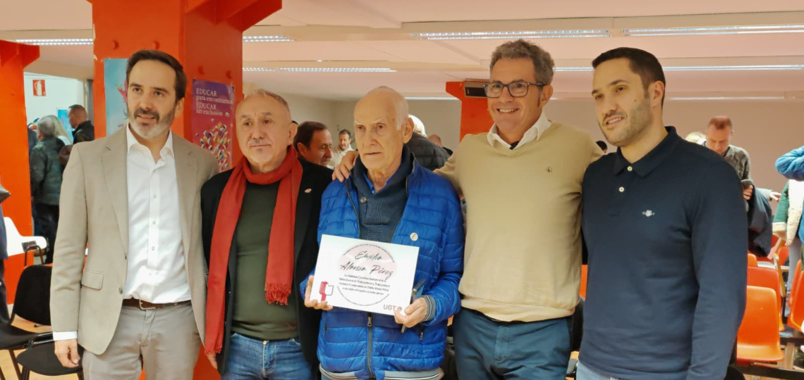 Pepe Álvarez, secretario general de UGT, en el homenaje a  Emilio Alonso Pérez, víctima de los sucesos de Vitoria