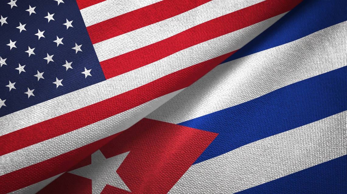 Banderas de Cuba y EEUU