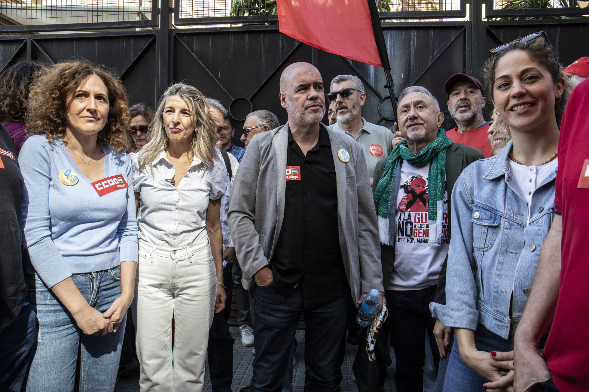 1. Desde la izquierda, Nuria López, secretaria general de CCOO Andalucía; Yolanda Díaz, ministra de Trabajo; Unai Sordo, secretario general de CCOO; Pepe Álvarez, secretario general de UGT, y Lara Hernández, coordinador de Sumar.