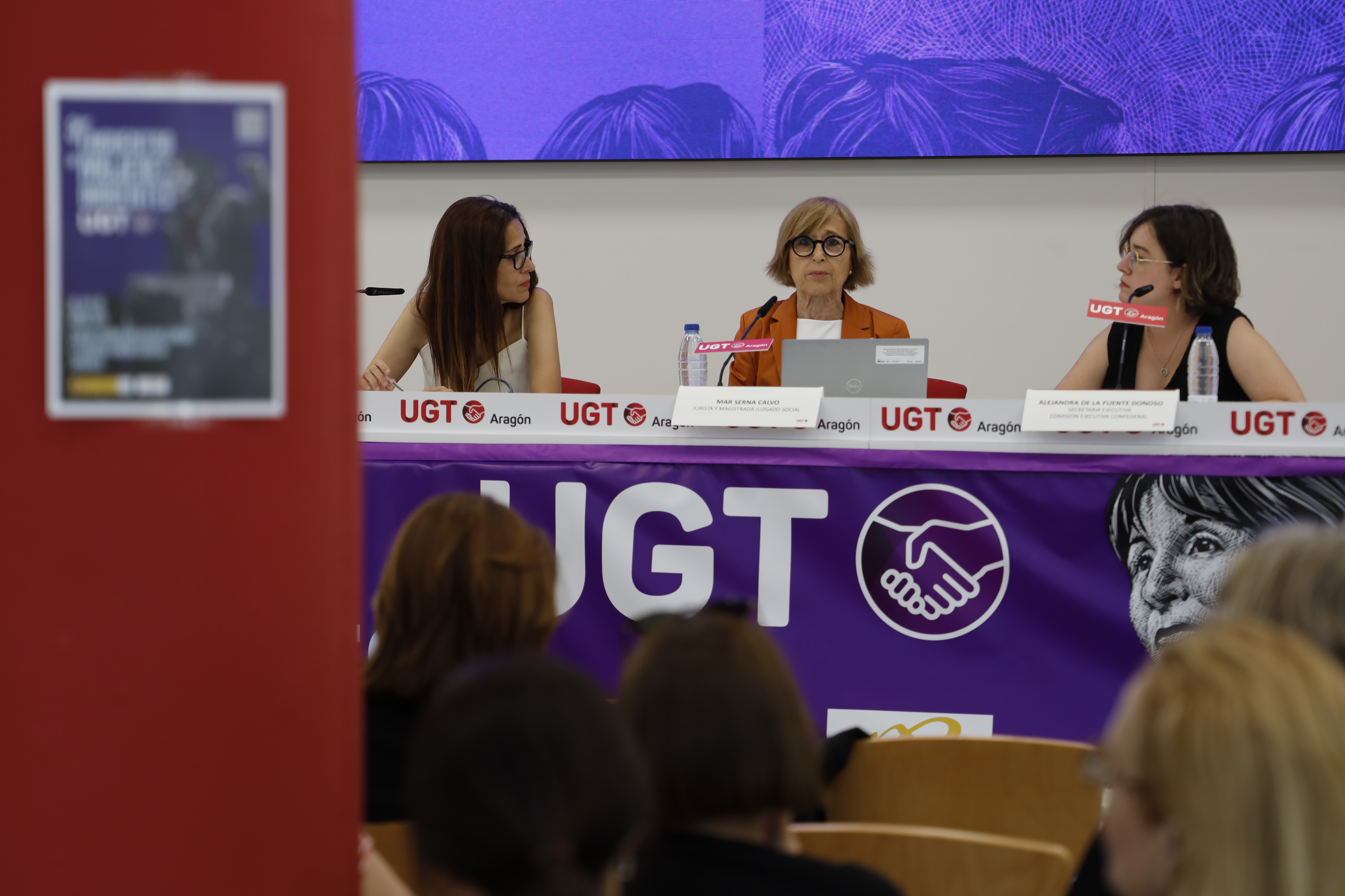 Vista general de la mesa