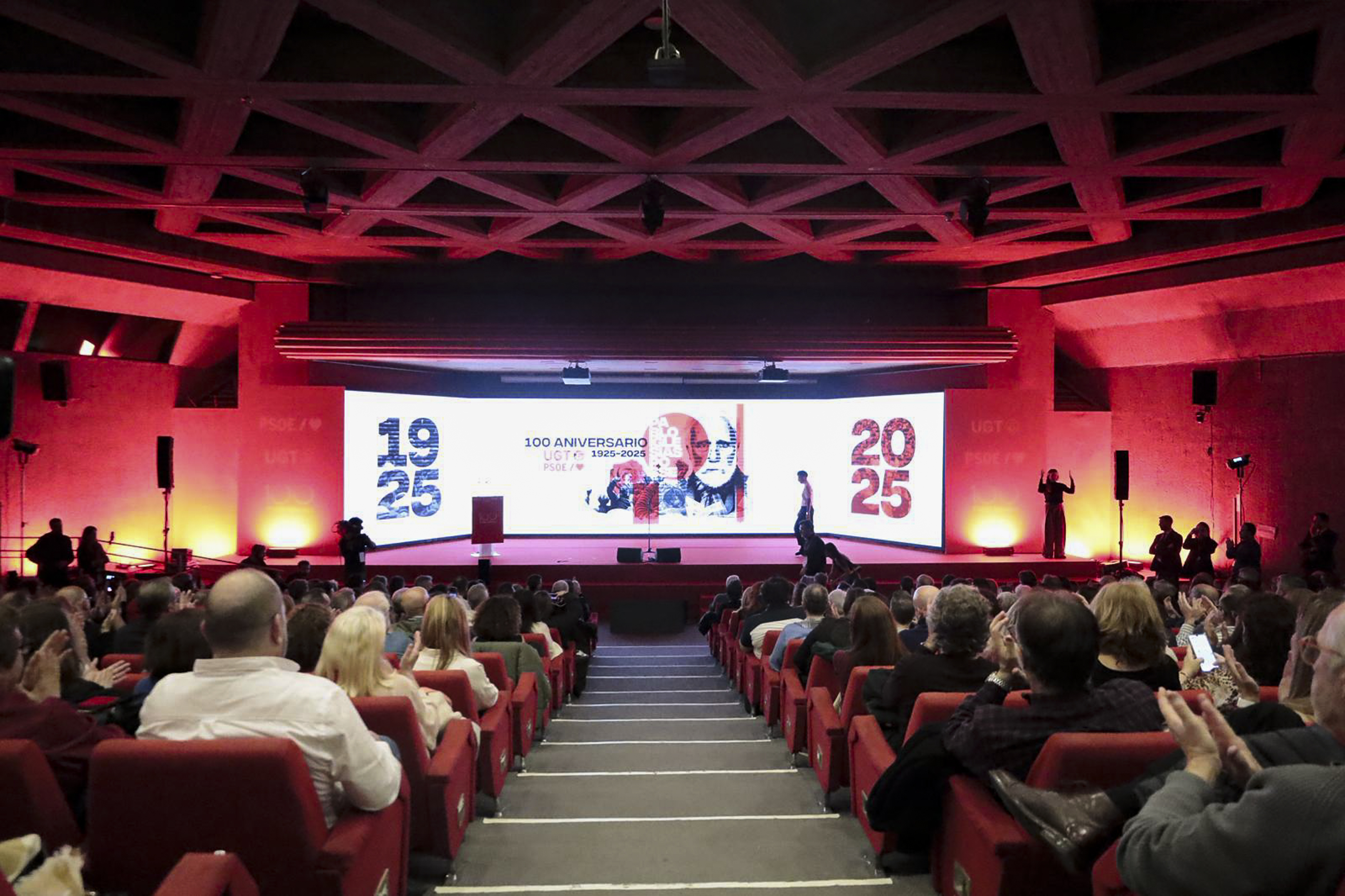 Vista general del salón de actos