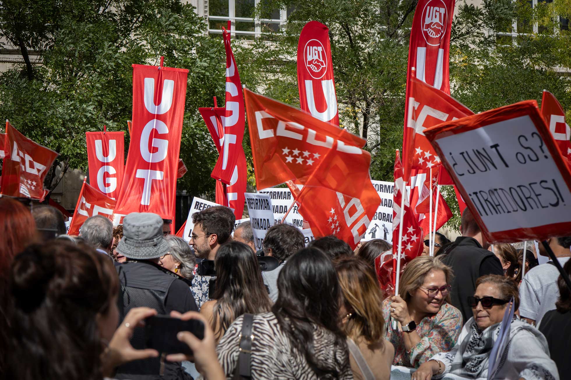 Manifestación sindical antes las puertas del Congreso. Madrid.
