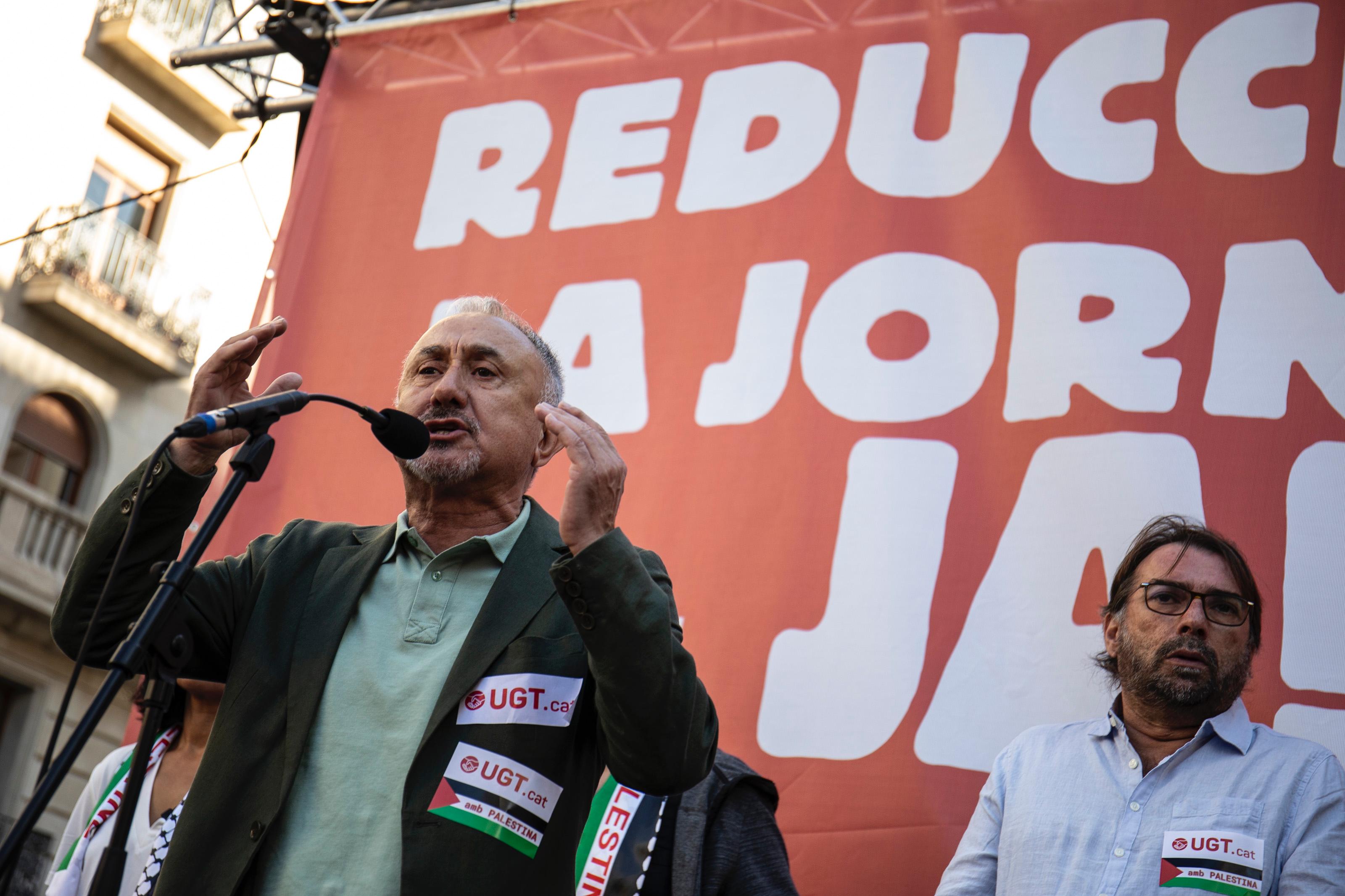 Barcelona. Pepe Álvarez, secretario general de UGT y Camil Ros, secretario general de UGT Catalunya