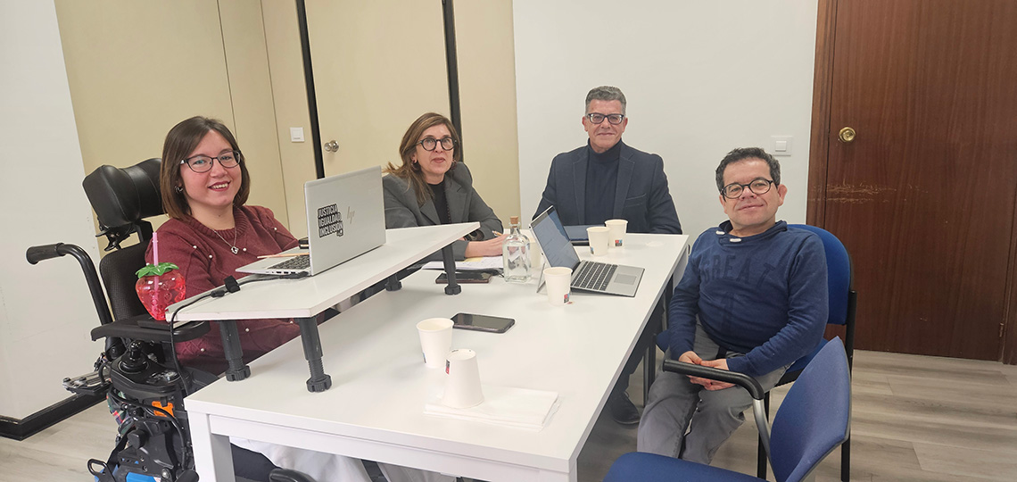 Lola Navarro y Diego Sayago se reúnen con el director general de Derechos de las Personas con Discapacidad del Gobierno