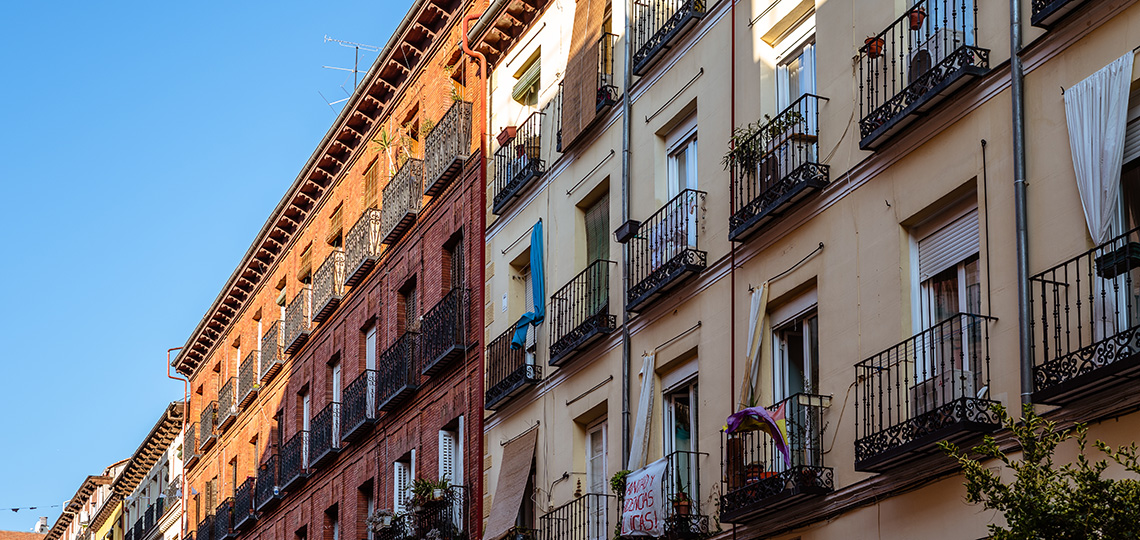 Fachada de un edificio en Madrid